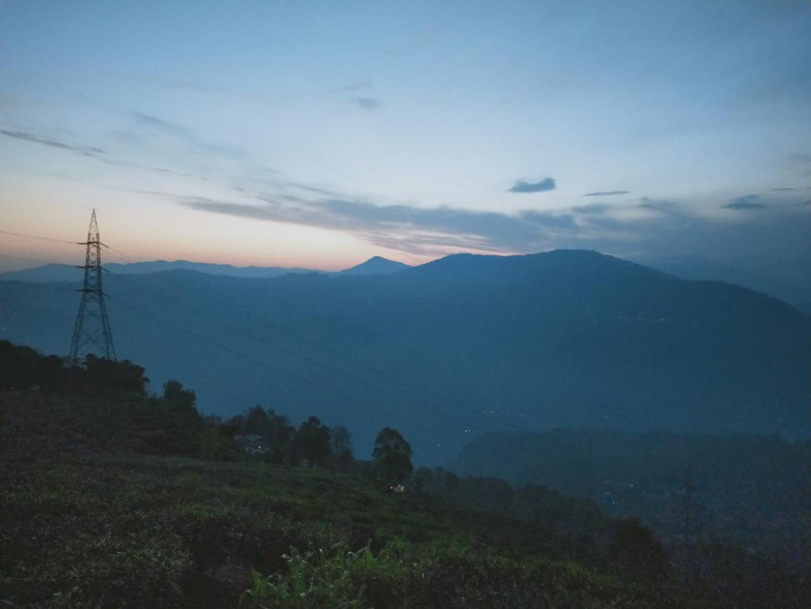 Swabhumi Homestay Kurseong ภายนอก รูปภาพ